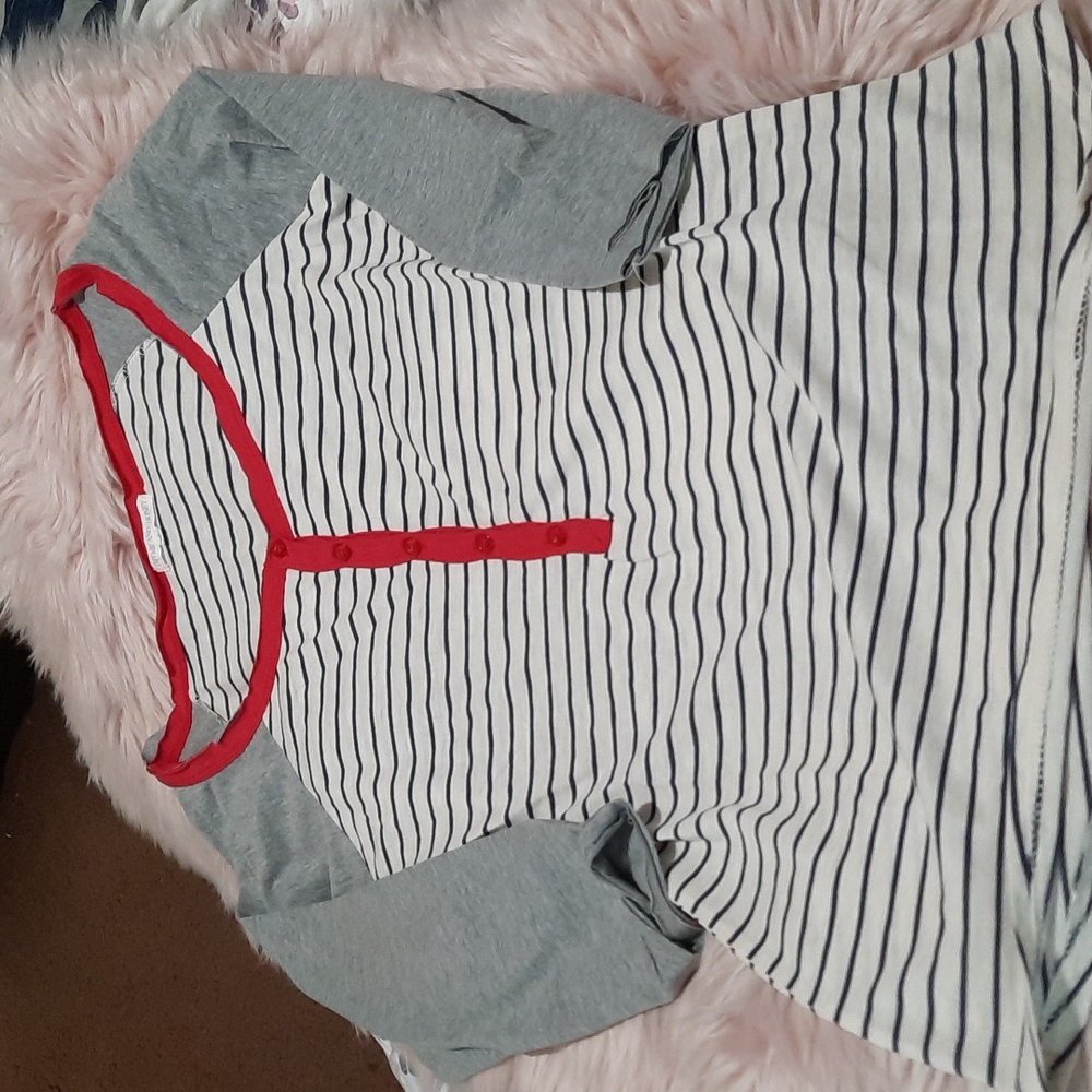 Nwot Thyme and honey  striped Henley top size small